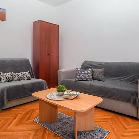 Awesome In With Wifi Apartment