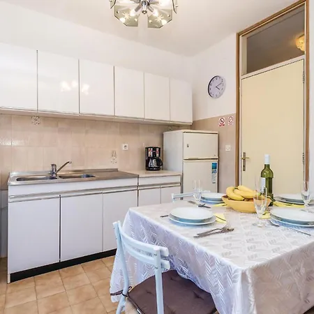 Awesome In With Wifi Apartment Rijeka